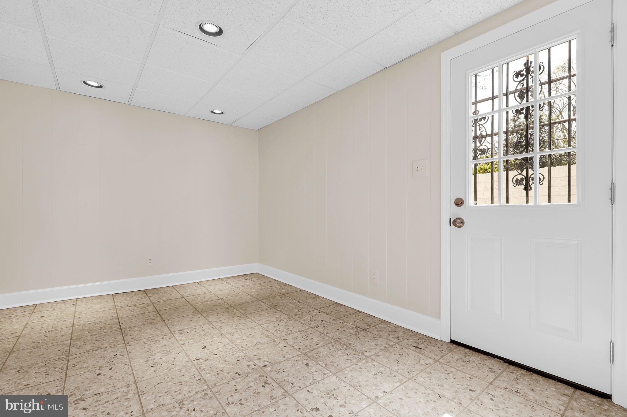 ASPEN HILL PARK - Residential