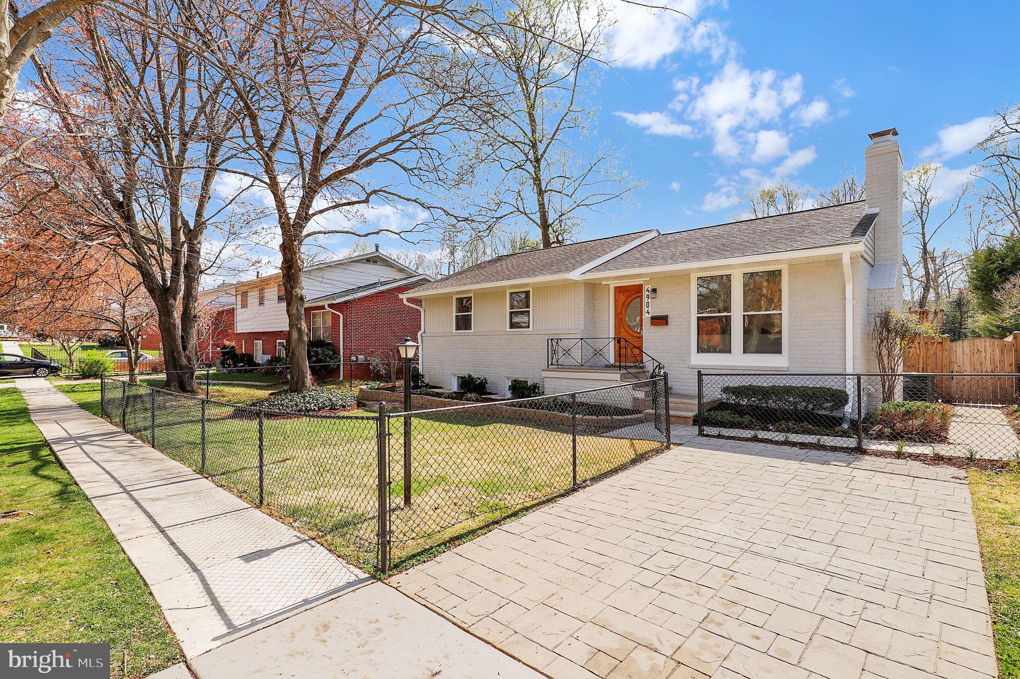 ASPEN HILL PARK - Residential