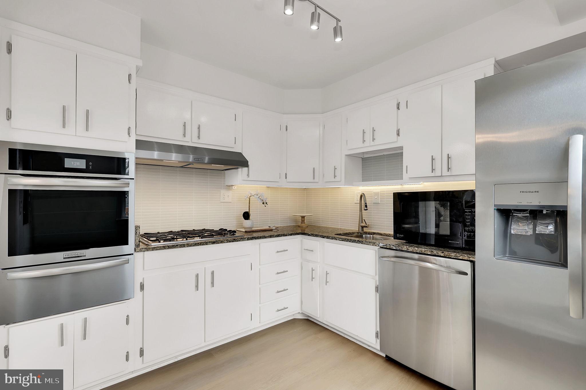 ASPEN HILL PARK - Residential