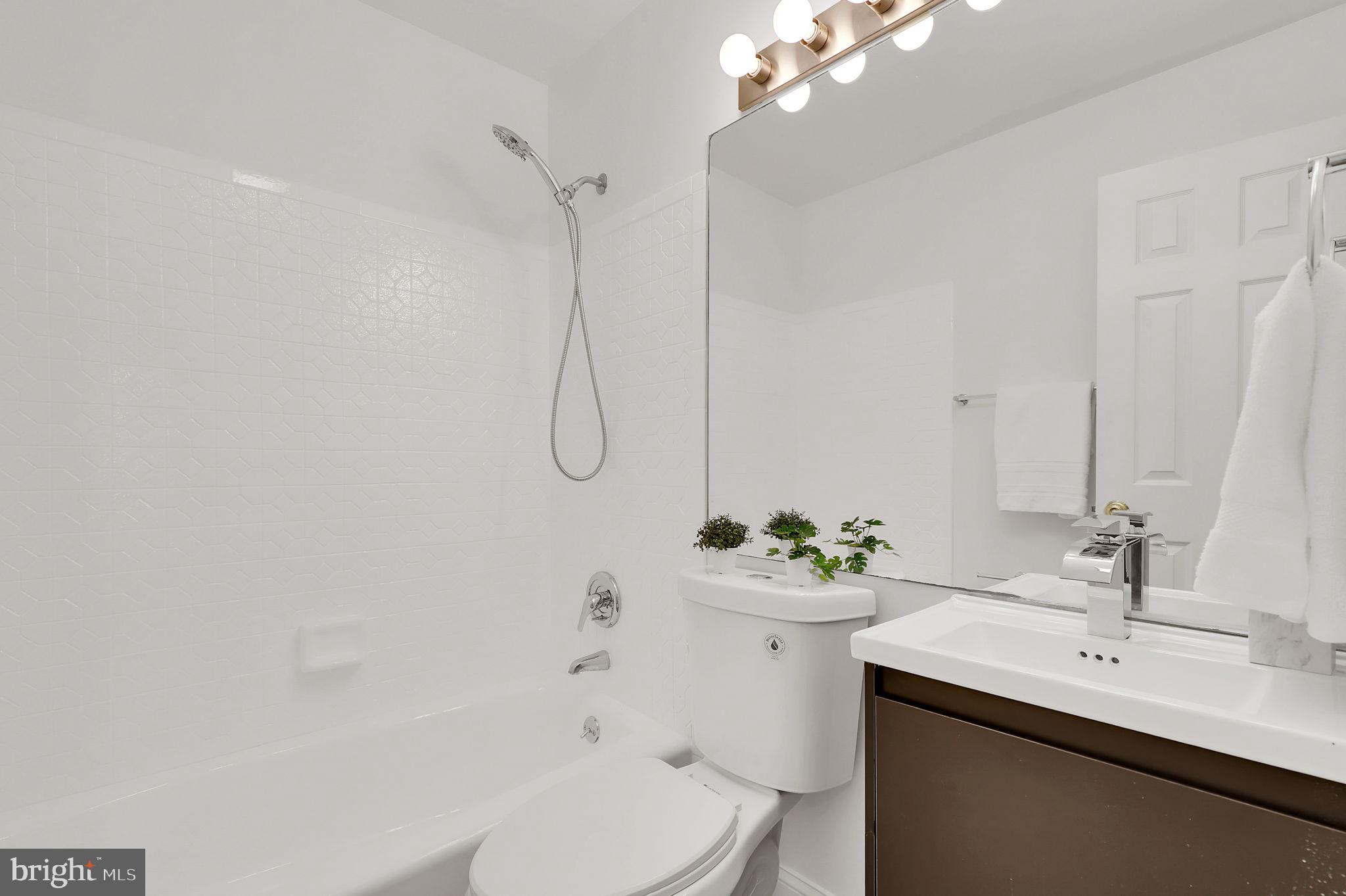 ASPEN HILL PARK - Residential