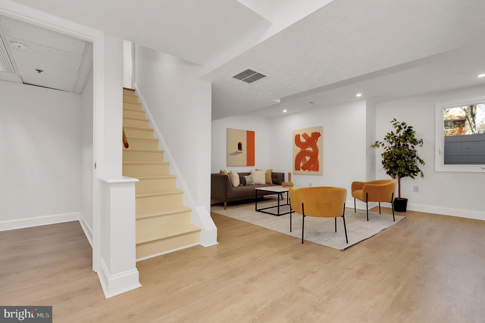 ASPEN HILL PARK - Residential