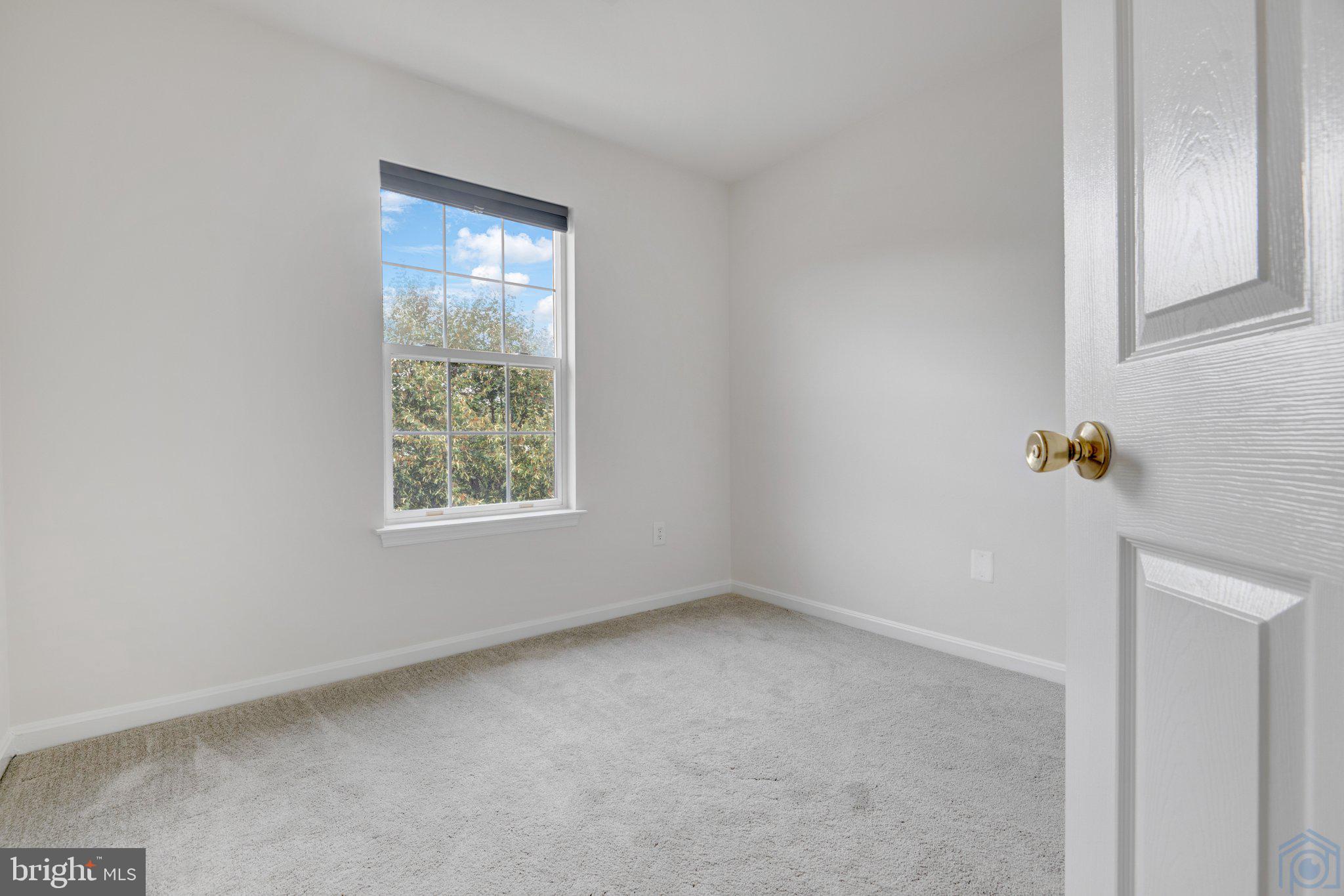 SOMERSET - Residential