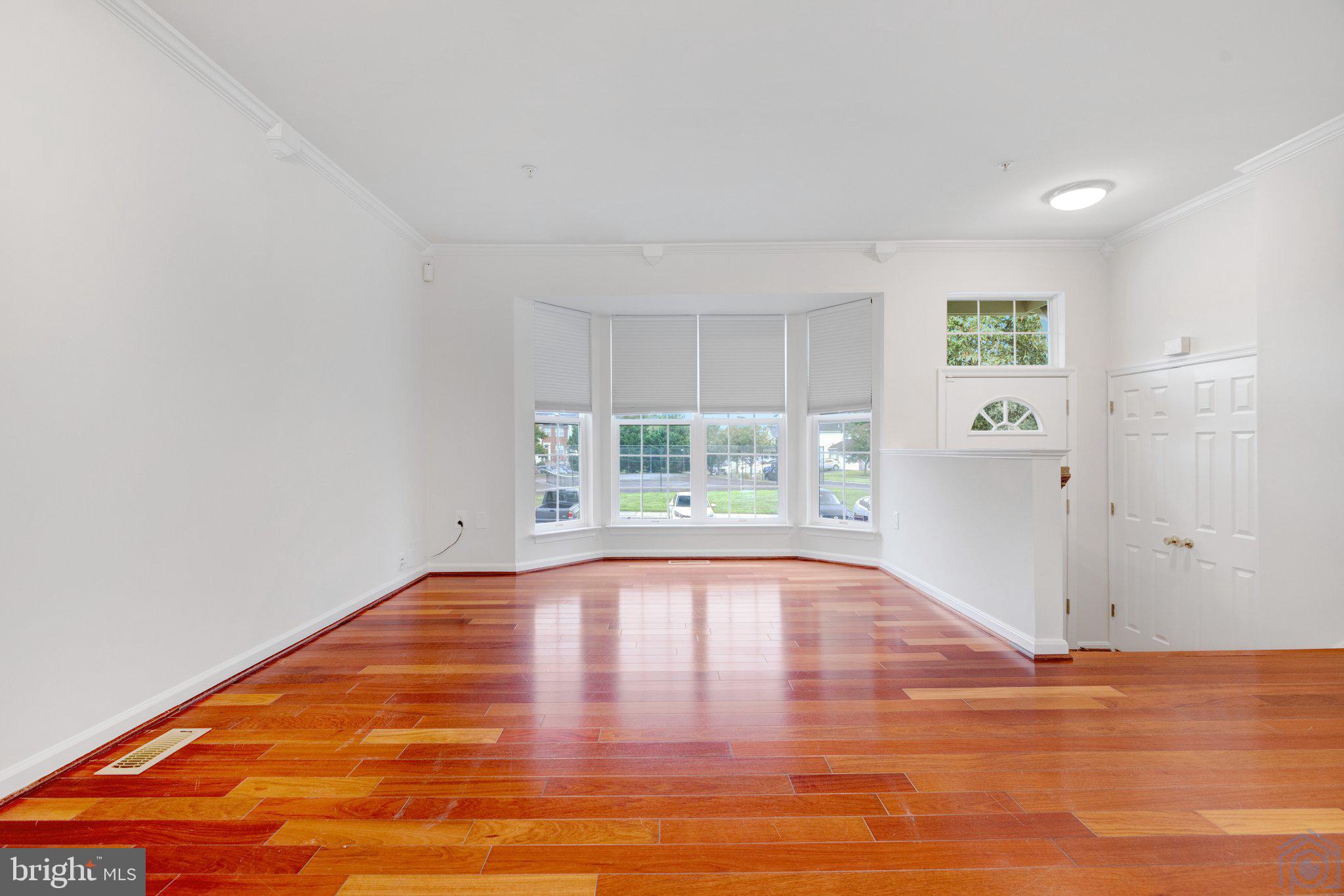 SOMERSET - Residential