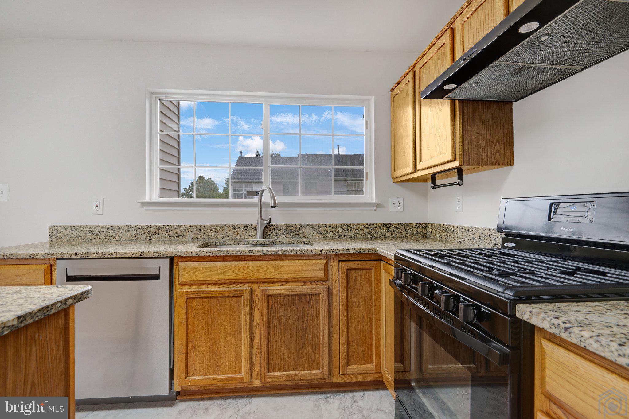 SOMERSET - Residential