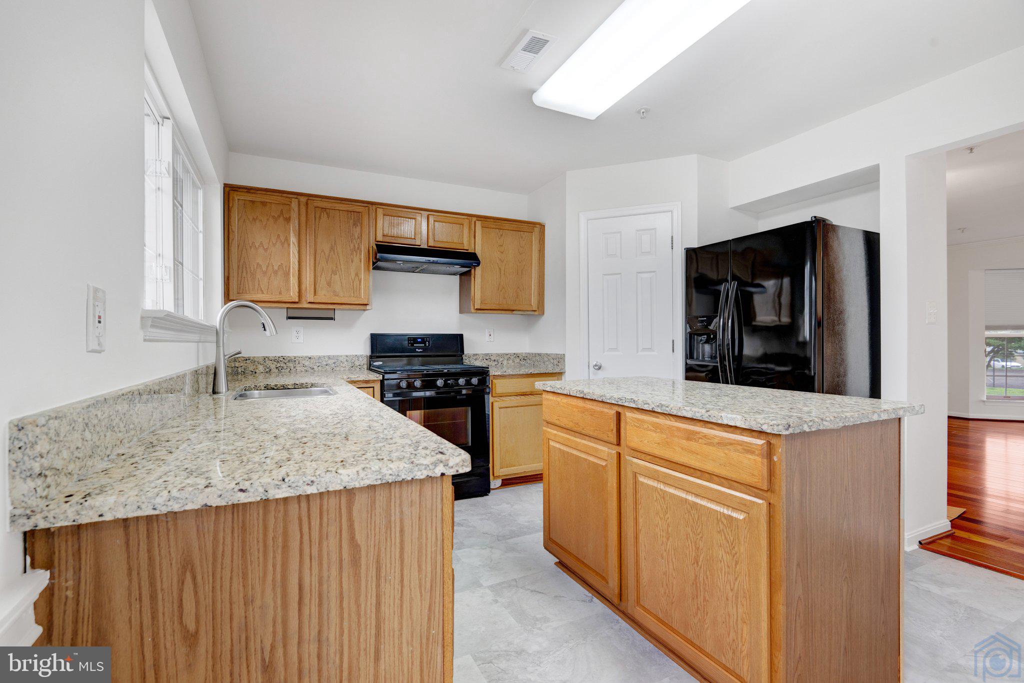 SOMERSET - Residential