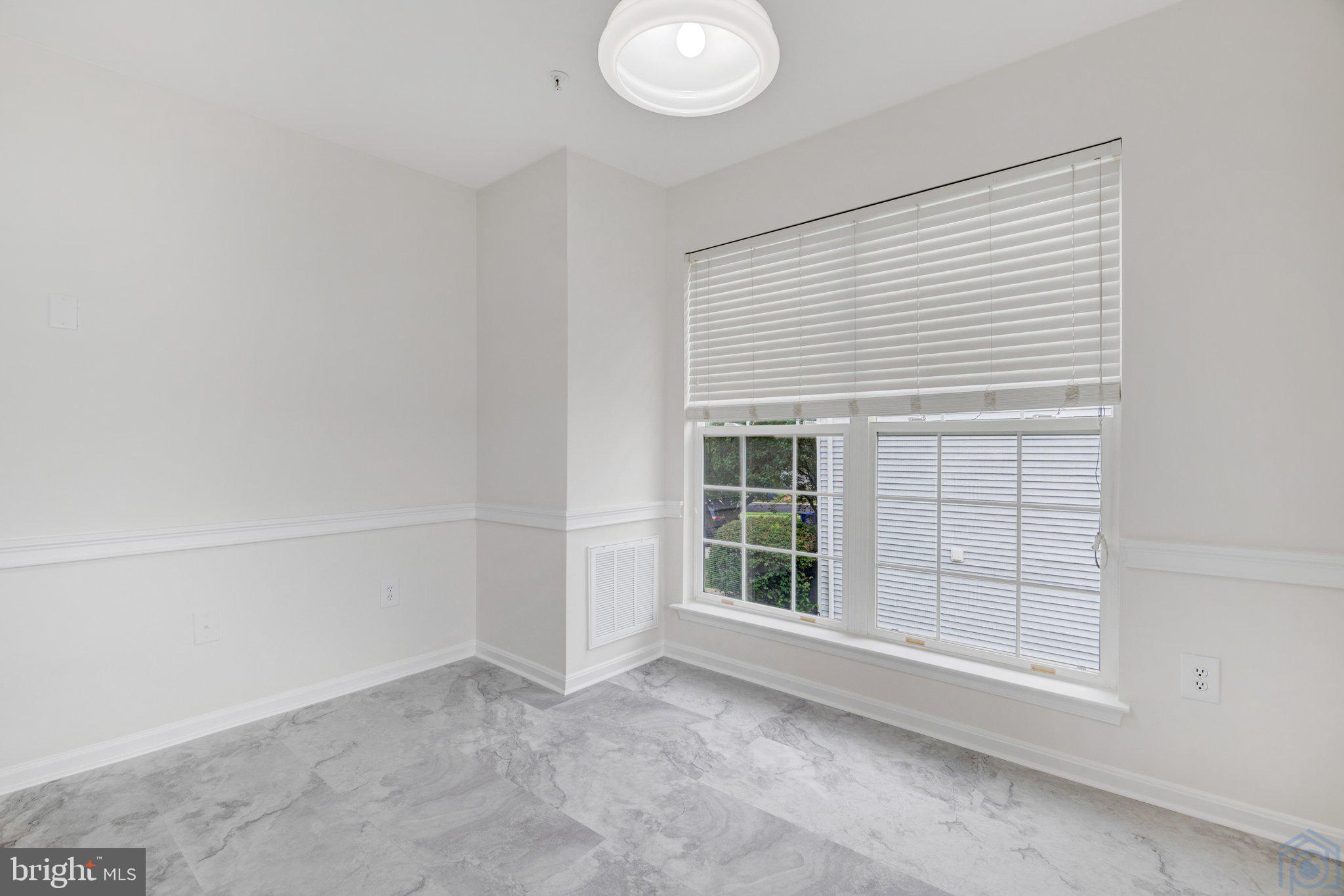 SOMERSET - Residential