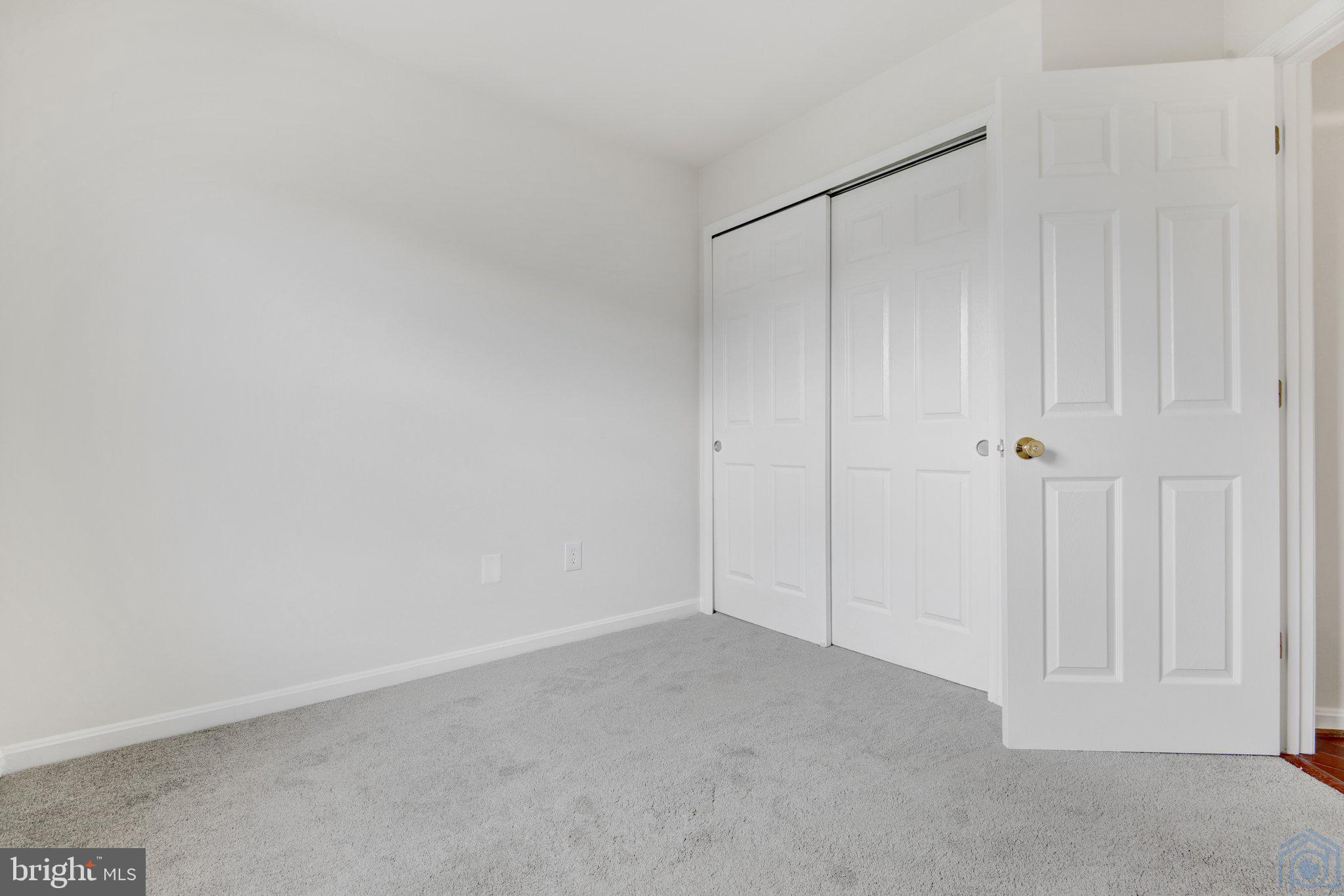 SOMERSET - Residential