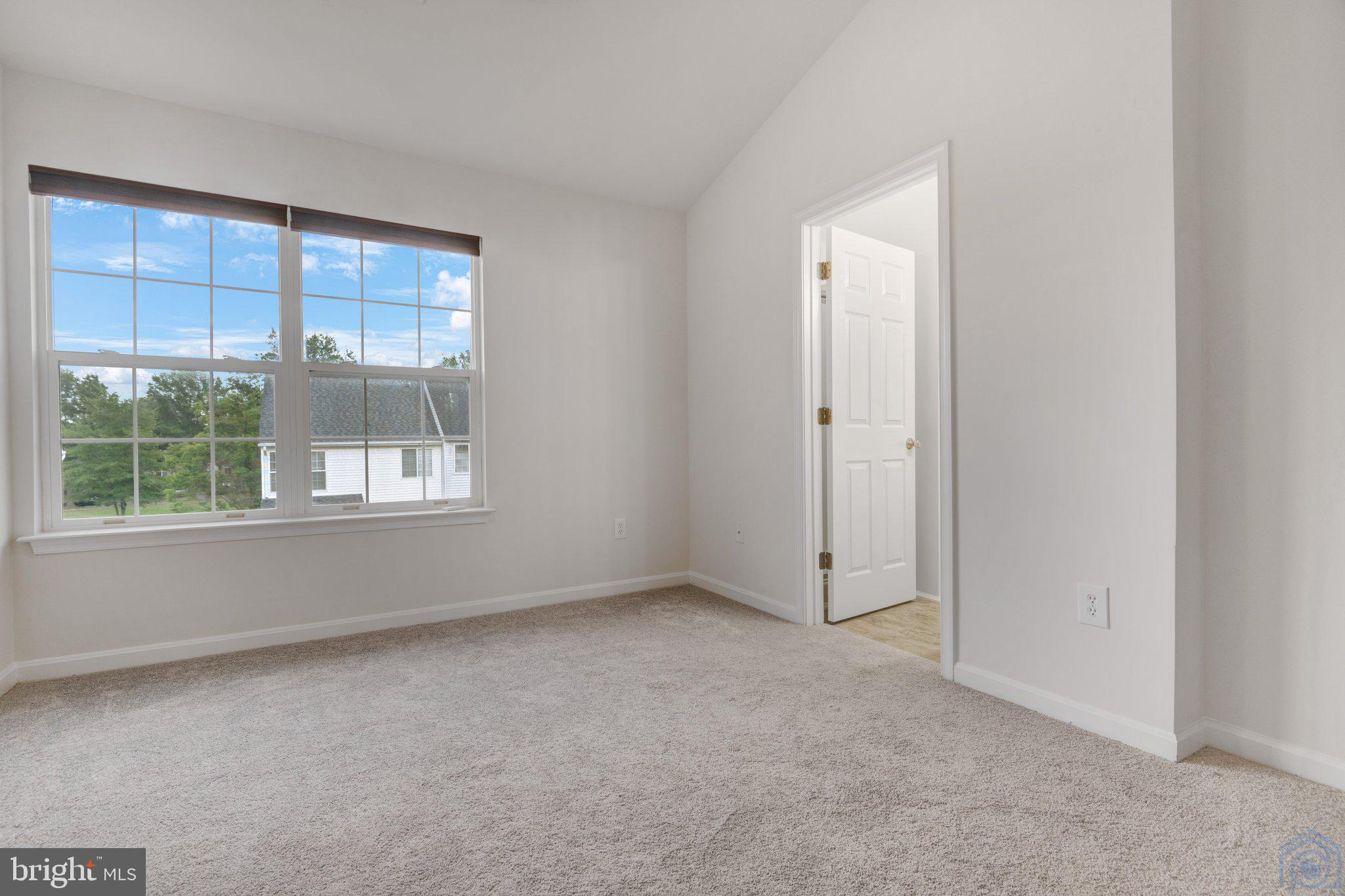 SOMERSET - Residential