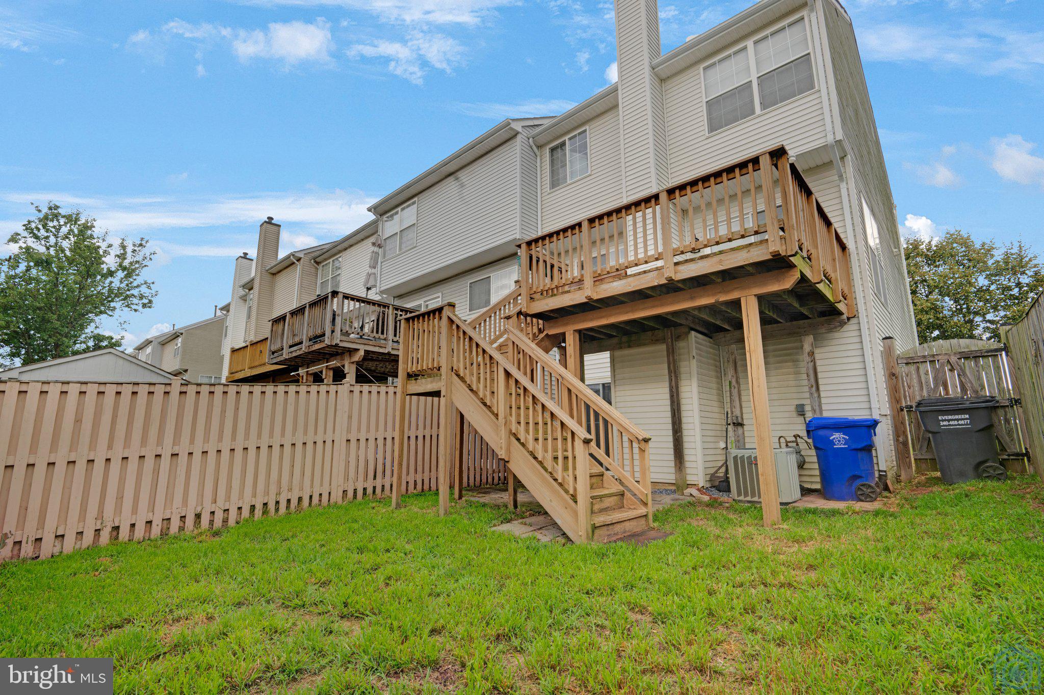 SOMERSET - Residential