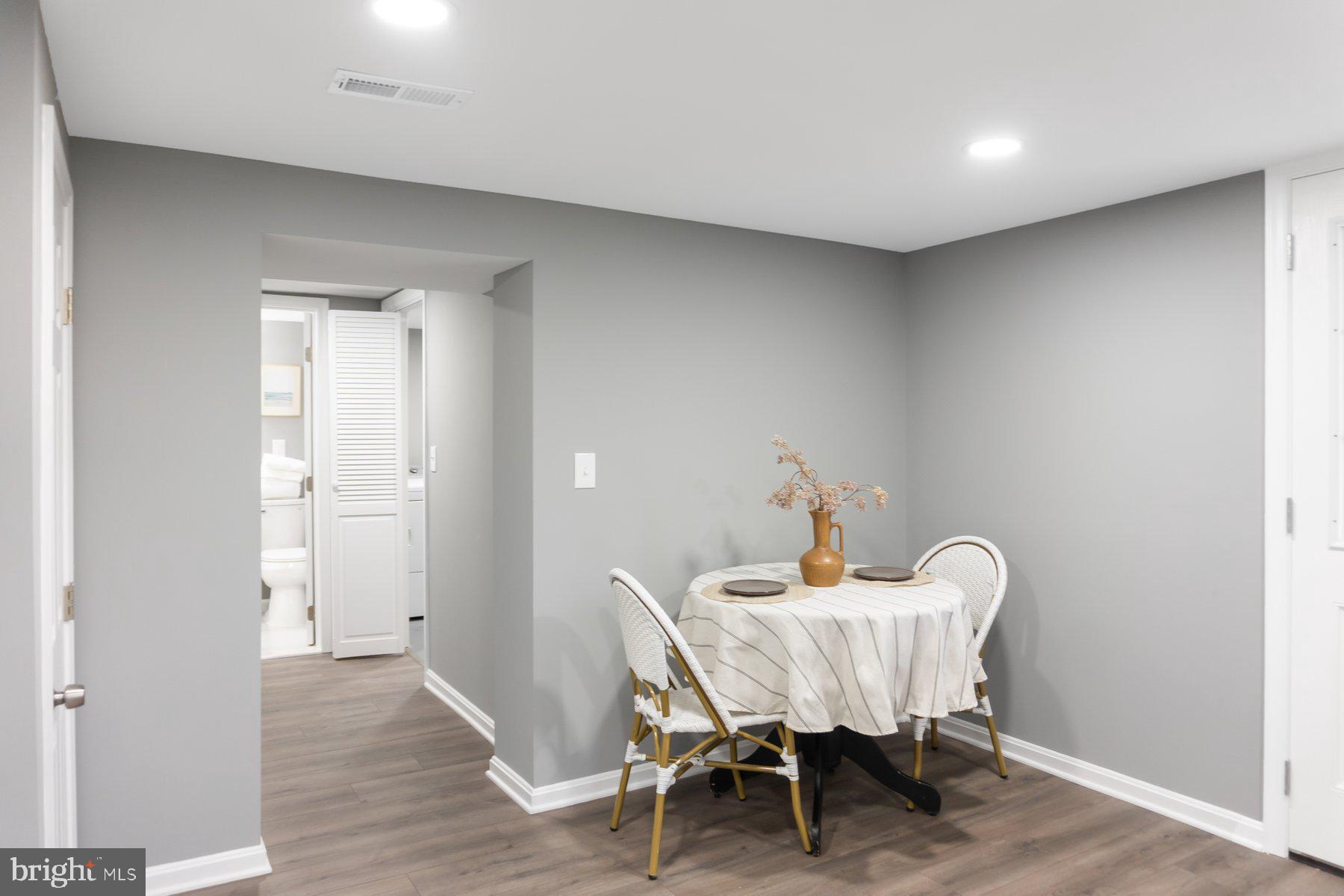 PARKVILLE - Residential