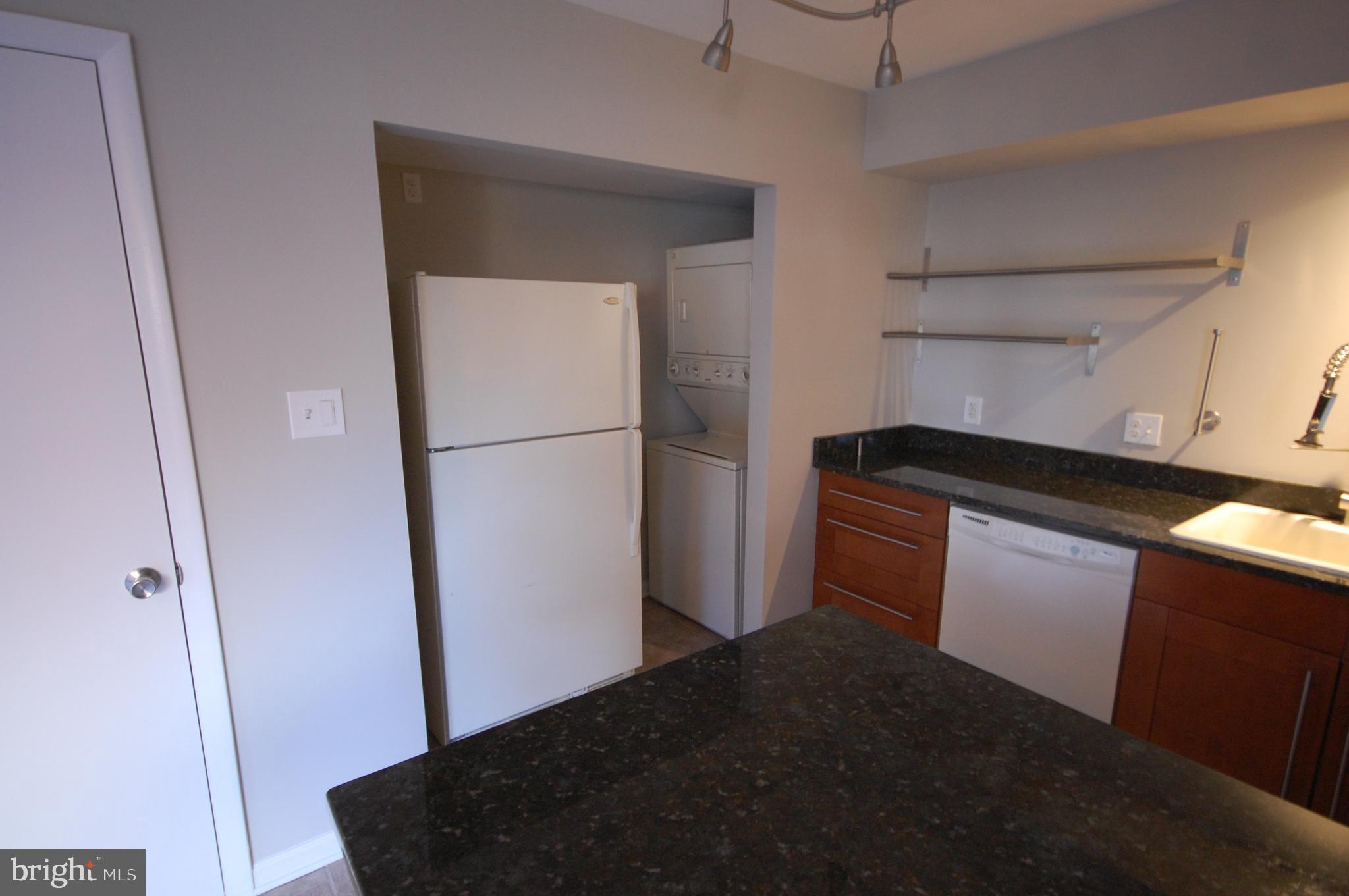 TERRACE TOWNE HOMES OF GUNSTON - Residential