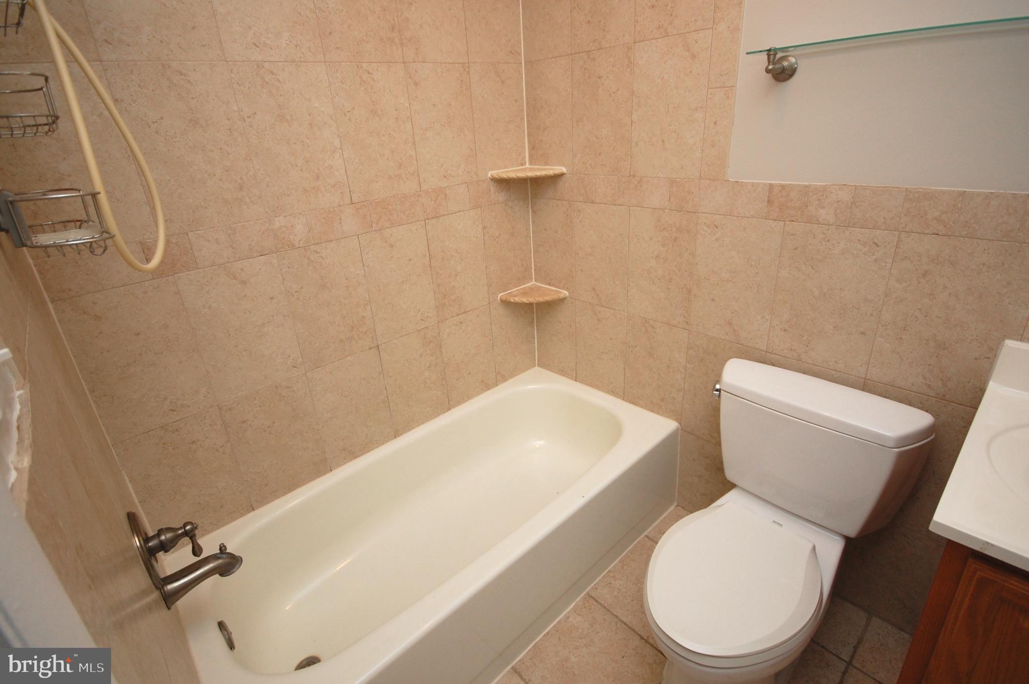 TERRACE TOWNE HOMES OF GUNSTON - Residential