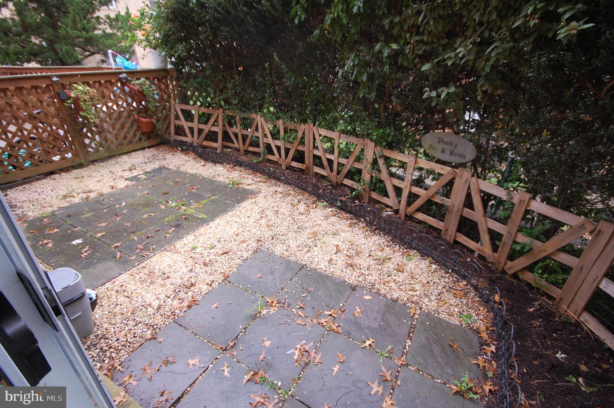 TERRACE TOWNE HOMES OF GUNSTON - Residential