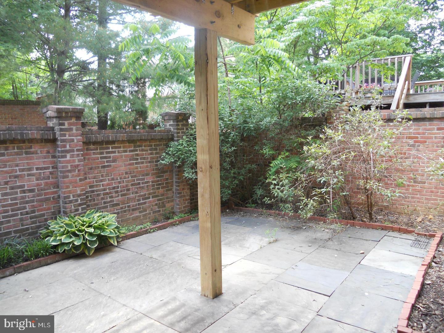 TIMBERLAWN - Residential Lease