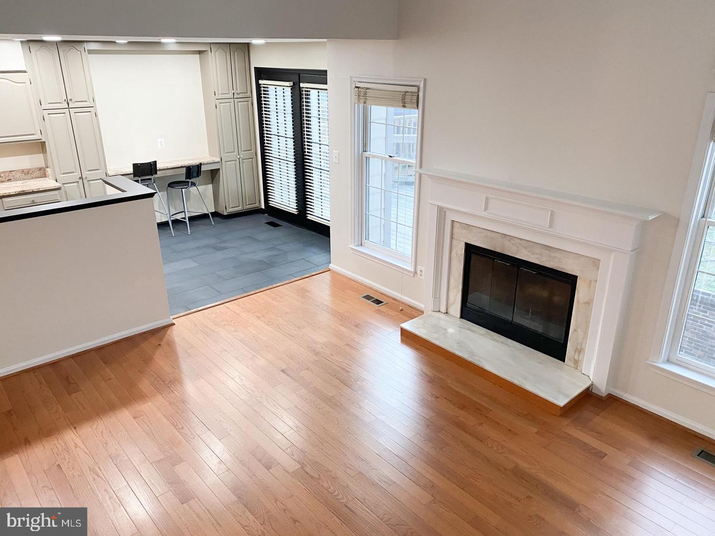 TIMBERLAWN - Residential Lease