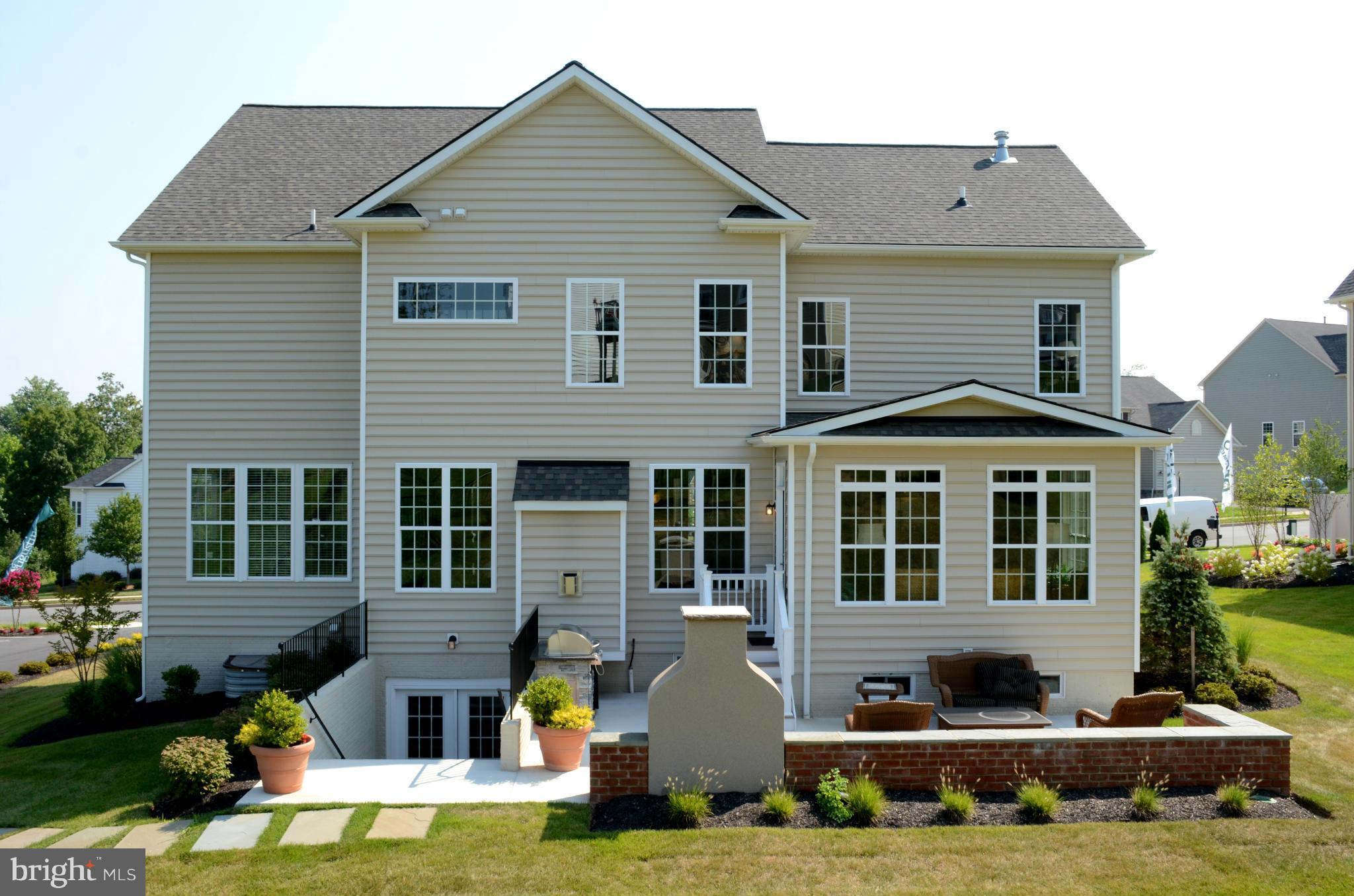 HILLS OF AQUIA - Residential