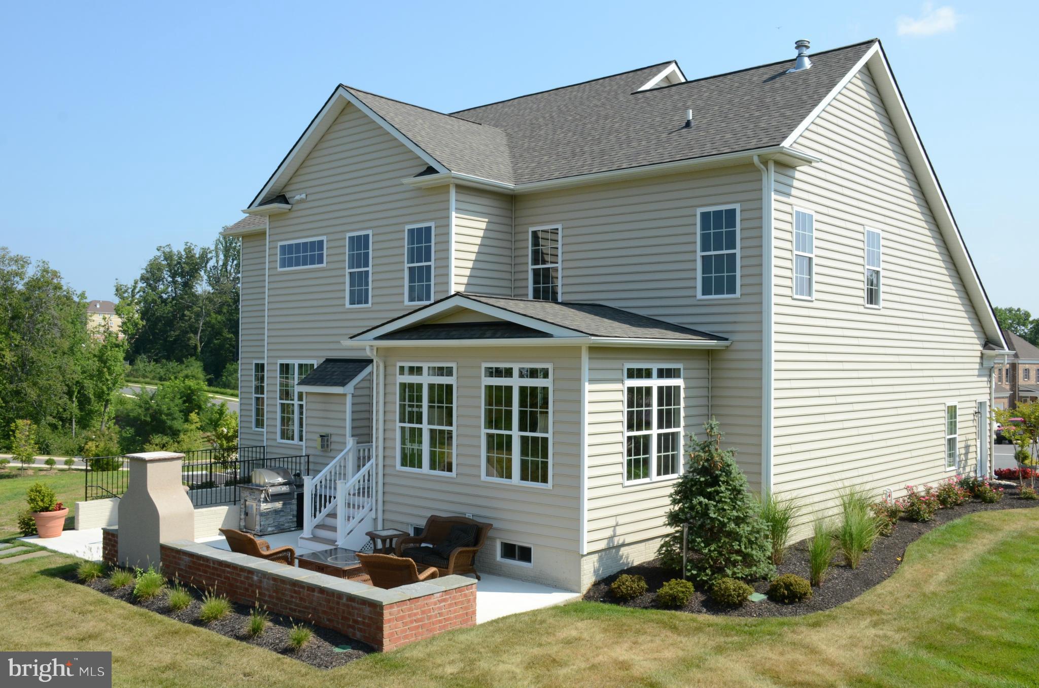 HILLS OF AQUIA - Residential