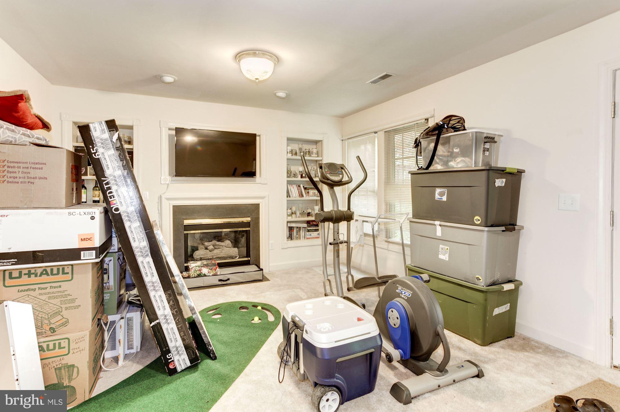 MADRILLON SPRINGS - Residential Lease