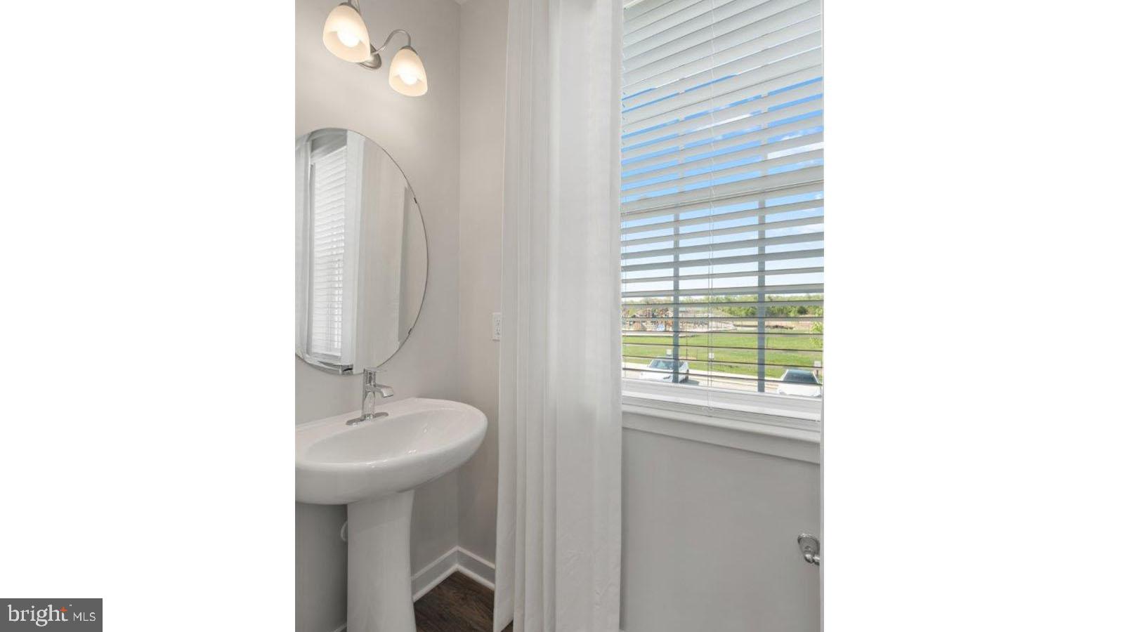 SPRING HILLS - Residential