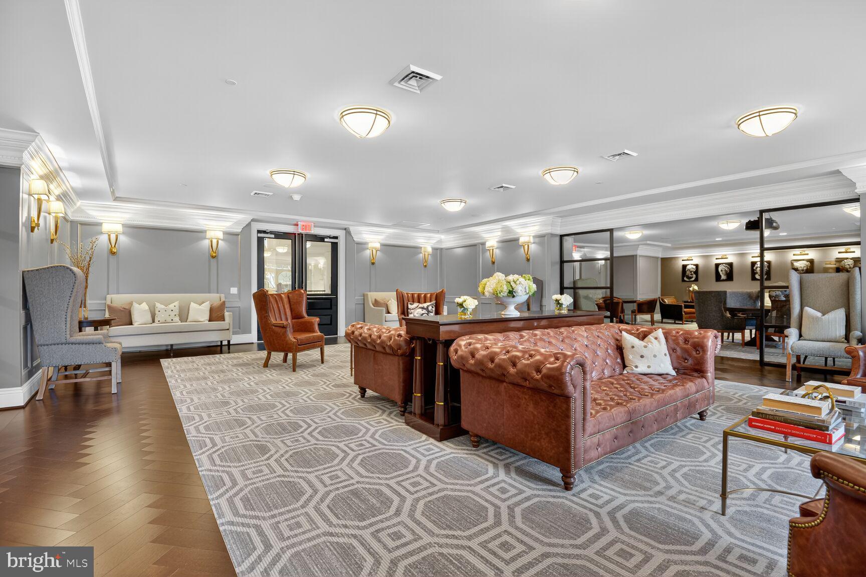 THE SIGNET - Residential