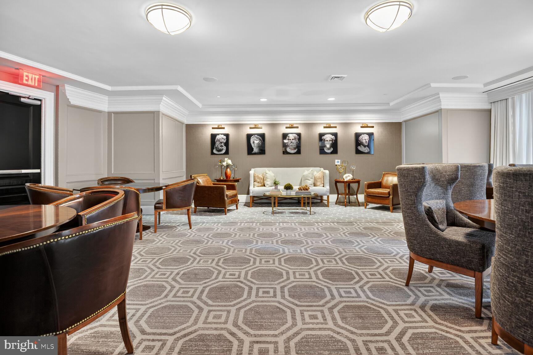 THE SIGNET - Residential