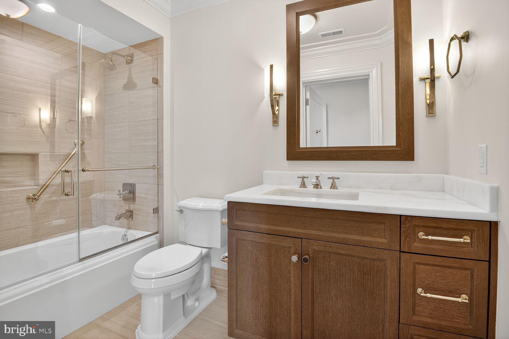 THE SIGNET - Residential