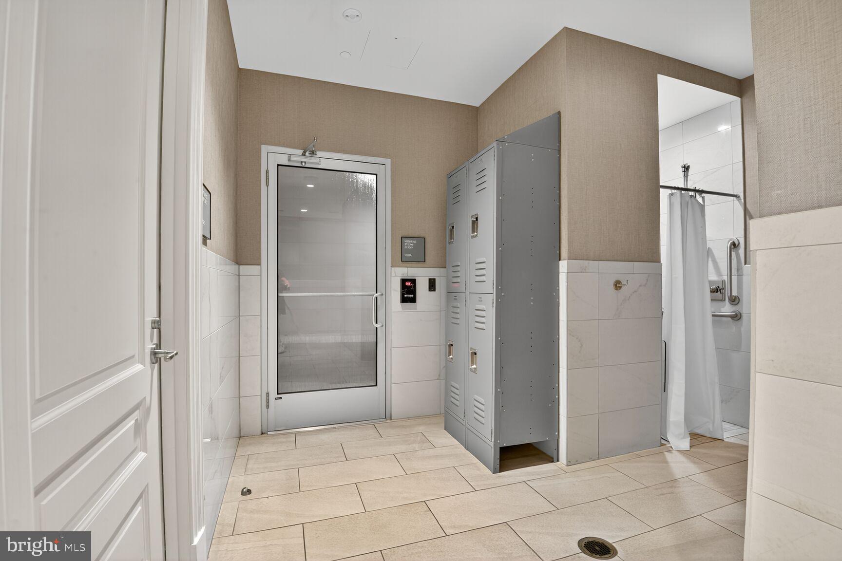 THE SIGNET - Residential