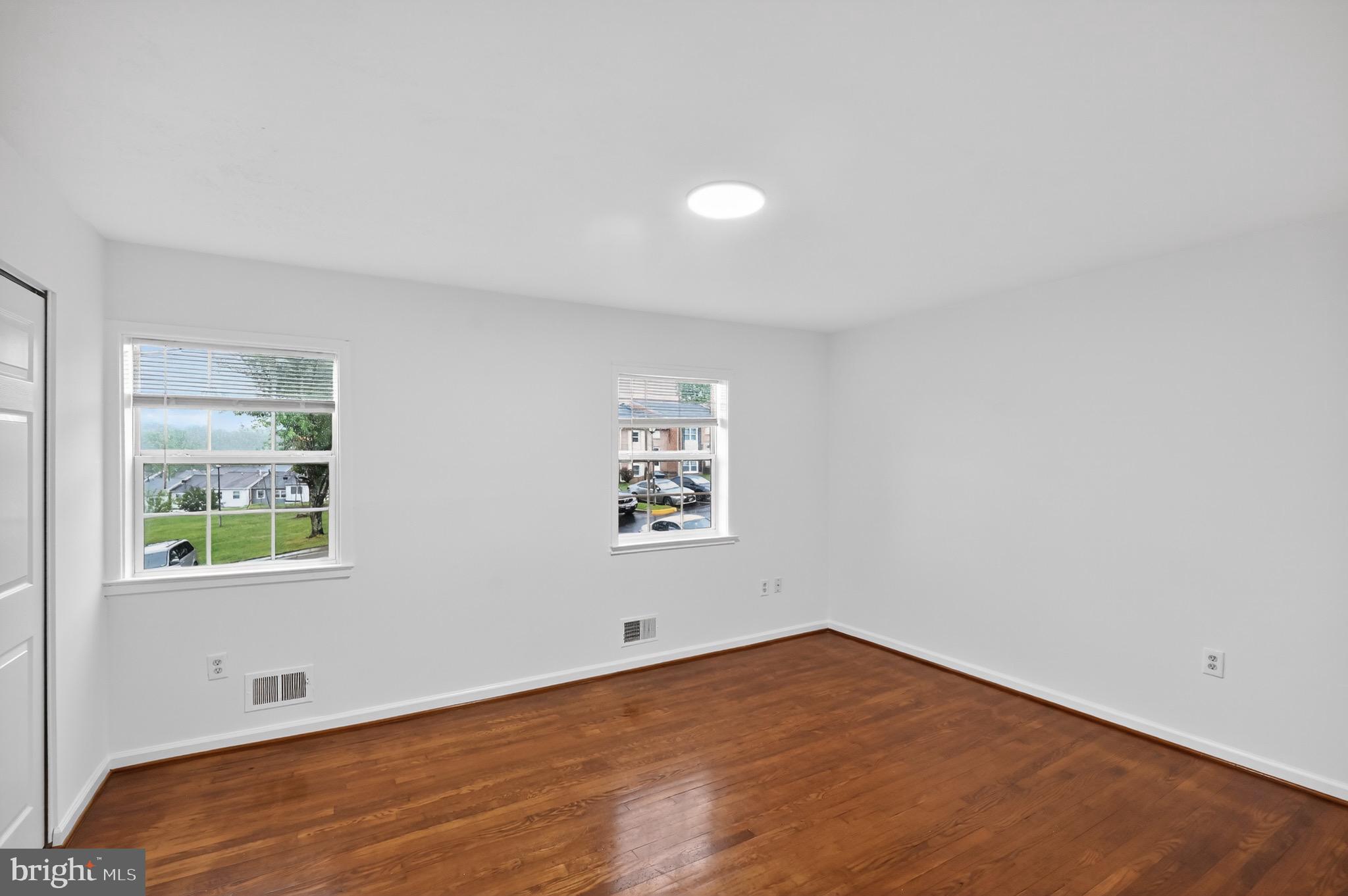 DALE CITY - Residential