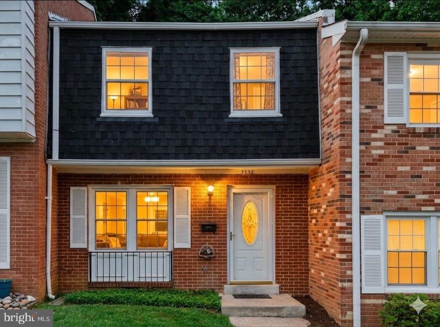 Welcome home to 3532 Bath Ct, a beautifully updated brick-front townhouse perfectly situated in the heart of Woodbridge! This turn-key property seamlessly blends modern elegance with absolute peace of mind, making it the perfect place to call home.
Every major detail has been thoughtfully upgraded, starting with a fully renovated gourmet kitchen featuring stylish cabinetry, gleaming quartz countertops, and premium stainless steel appliances. Step inside to find durable, modern luxury vinyl flooring extending from the main entrance, up the steps, and throughout the lower level, offering both style and everyday resilience. The main living areas showcase gorgeously refinished hardwood floors, complemented by fresh ceramic tiling in both the kitchen and bathrooms.
Beyond the cosmetic beauty, you will enjoy years of mechanical reliability with a recently replaced, high-efficiency HVAC system and a newer water heater. Completely move-in ready and ideally located near commuting routes, shopping, and dining—this Dale City gem truly offers the lifestyle you’ve been searching for