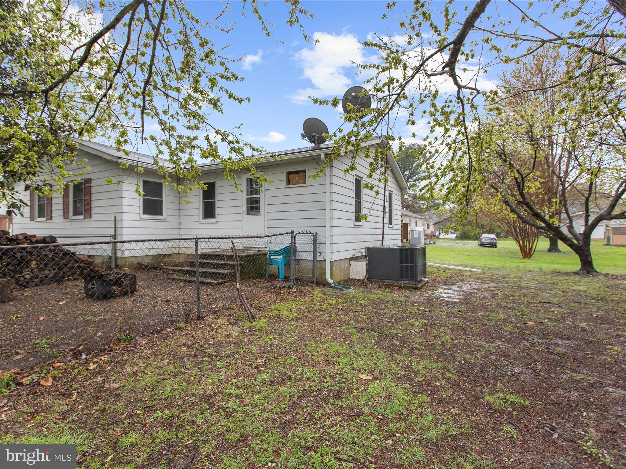 ROCK HALL - Residential