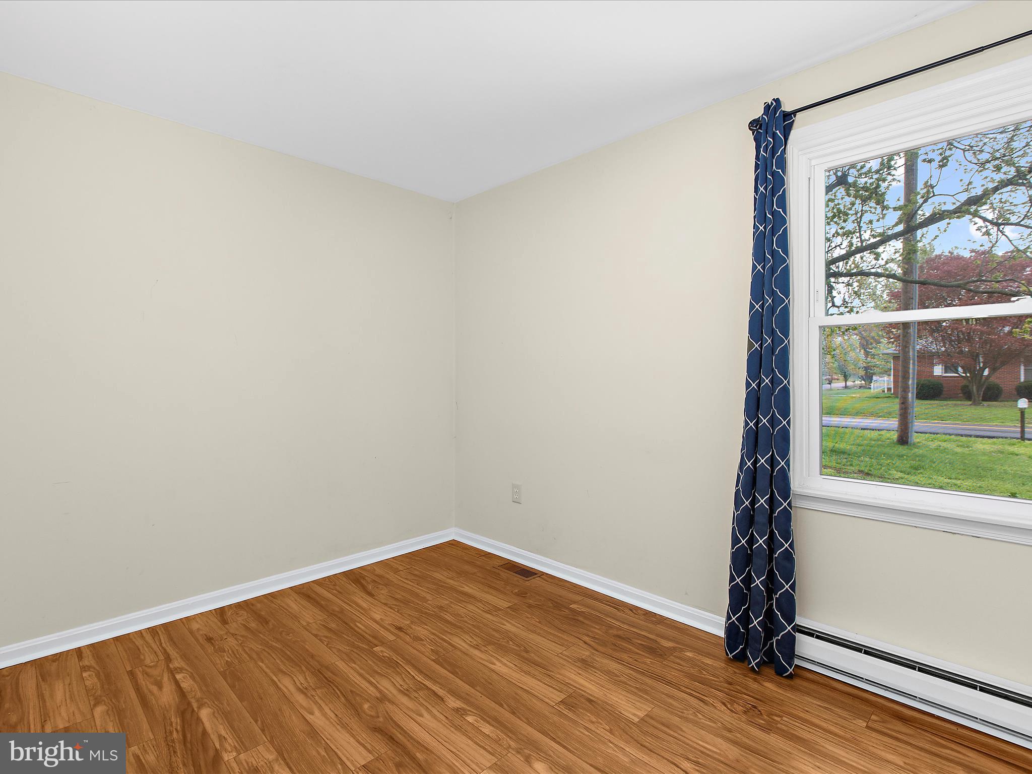 ROCK HALL - Residential