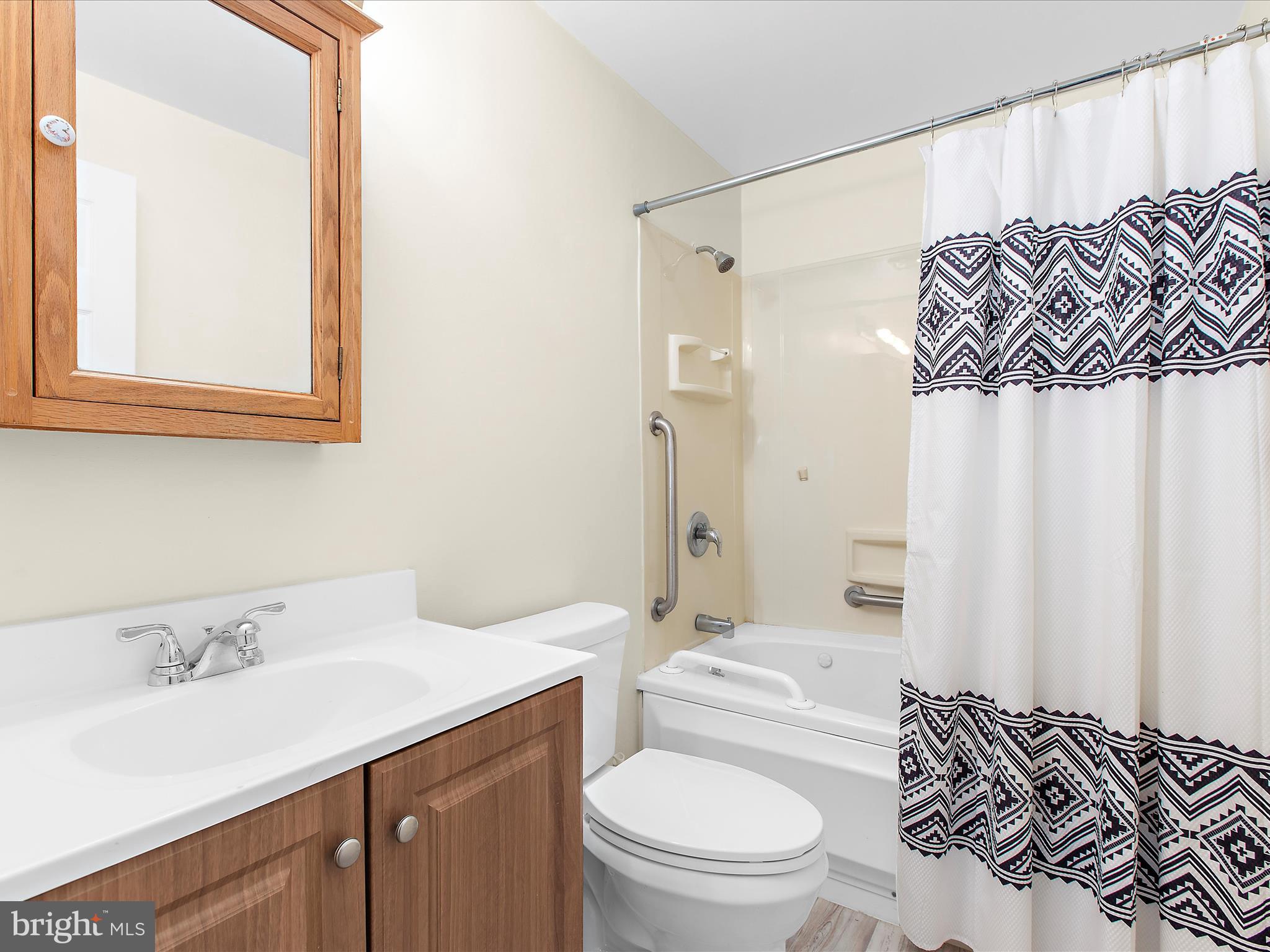 ROCK HALL - Residential