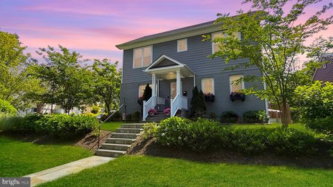 10223 DAY AVENUE KENSINGTON MD 20895