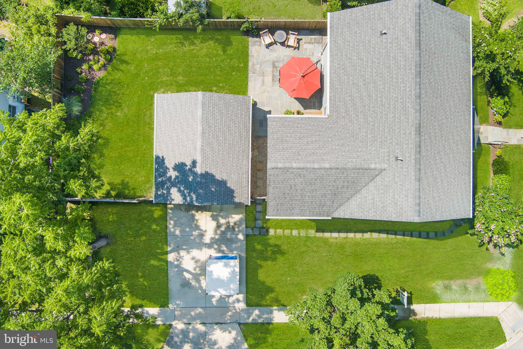 10223 DAY AVENUE
