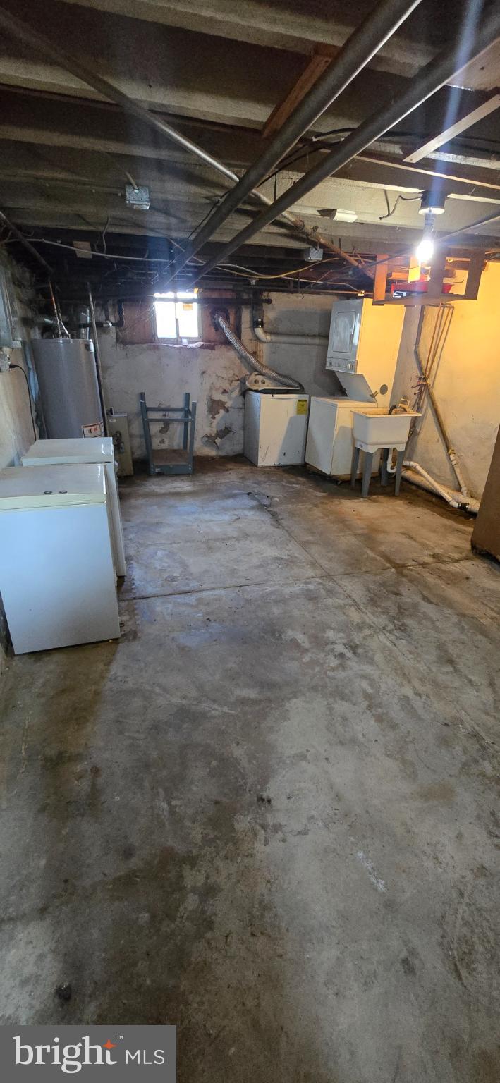 PHILADELPHIA - Residential Lease