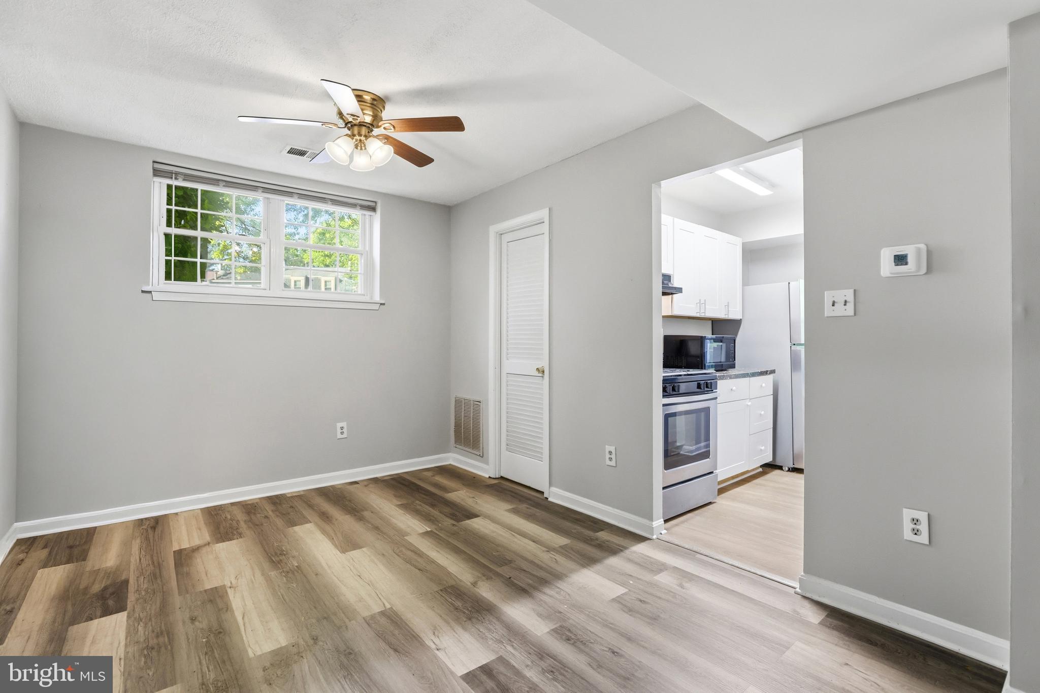 GREENHILLS - Residential