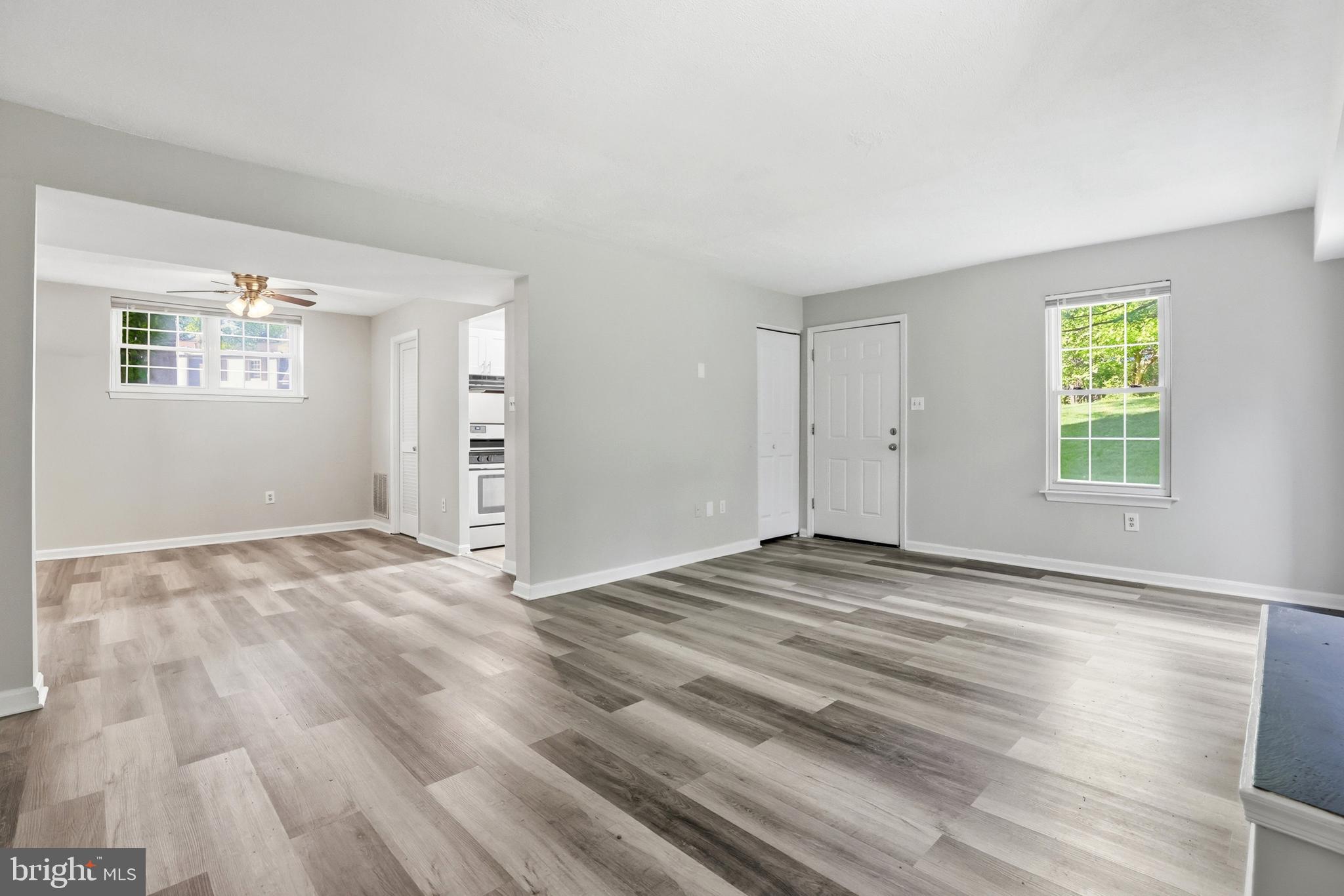 GREENHILLS - Residential
