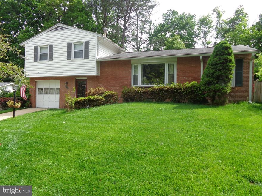 One of the largest homes in the neighborhood. Renovated in 2017, has an in-ground pool, open floor plan dining, living, and kitchen with eating on an island on the main level. Rec room lower level with full bath and outside entrance. Has washer and dryer. Three finished levels, one car garage with extra storage. Main and upper levels have hardwood floors, lots of windows. Stainless appliances Granite countertops. Two storage sheds, Pool is saltwater and, will be maintained by the landlord. The landlord will hire lawn maintenance crew to keep up yard. Located in West Springfield in Rolling Valley, minutes from commuter lot sought after best schools, close to I-95,495,395,66, and Fairfax County Parkway. Shopping close by.