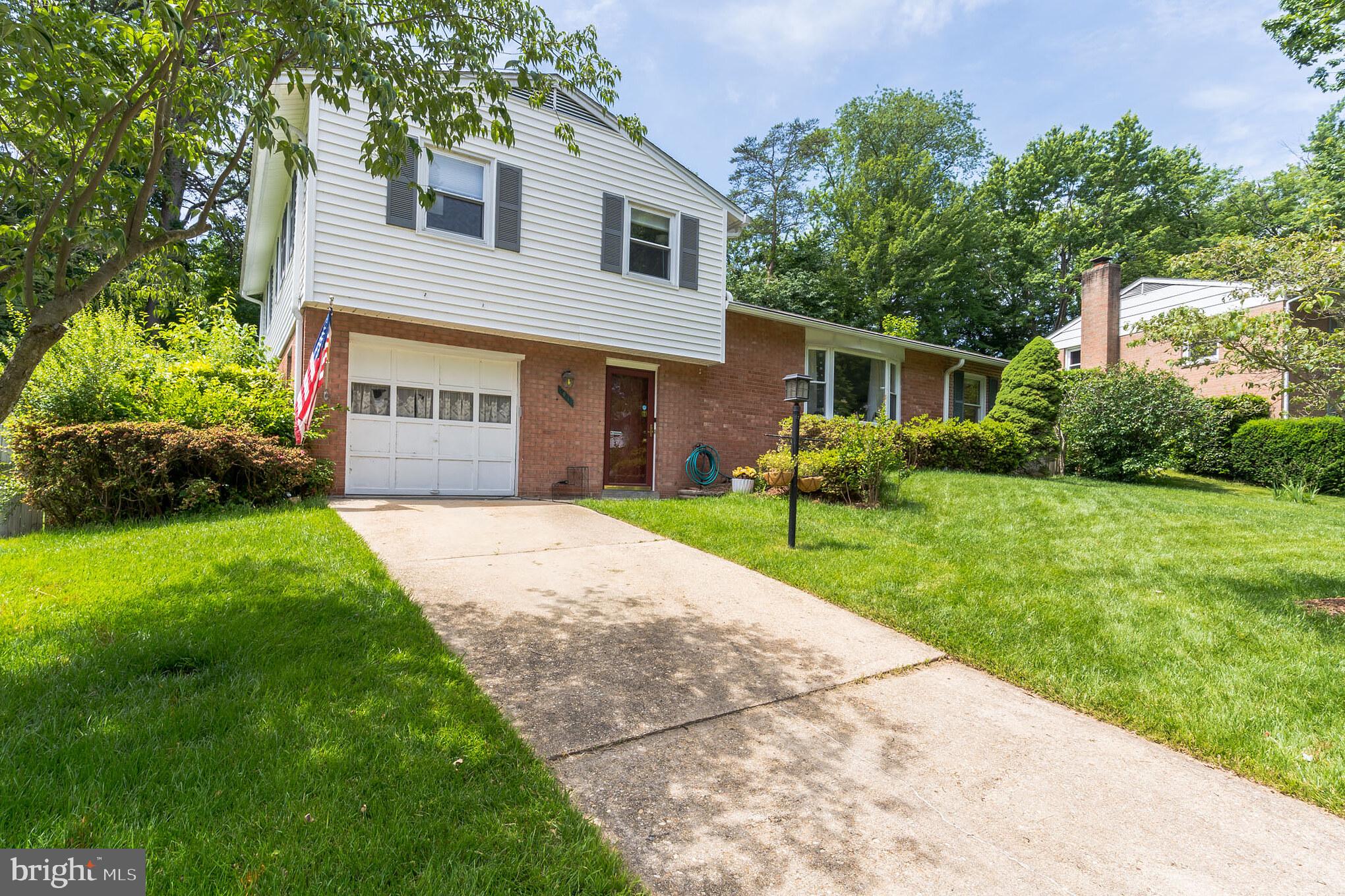 ROLLING VALLEY - Residential Lease