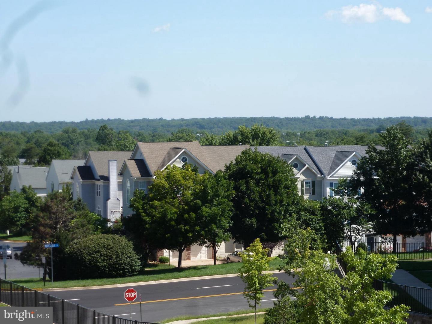 OVERLOOK - Residential Lease