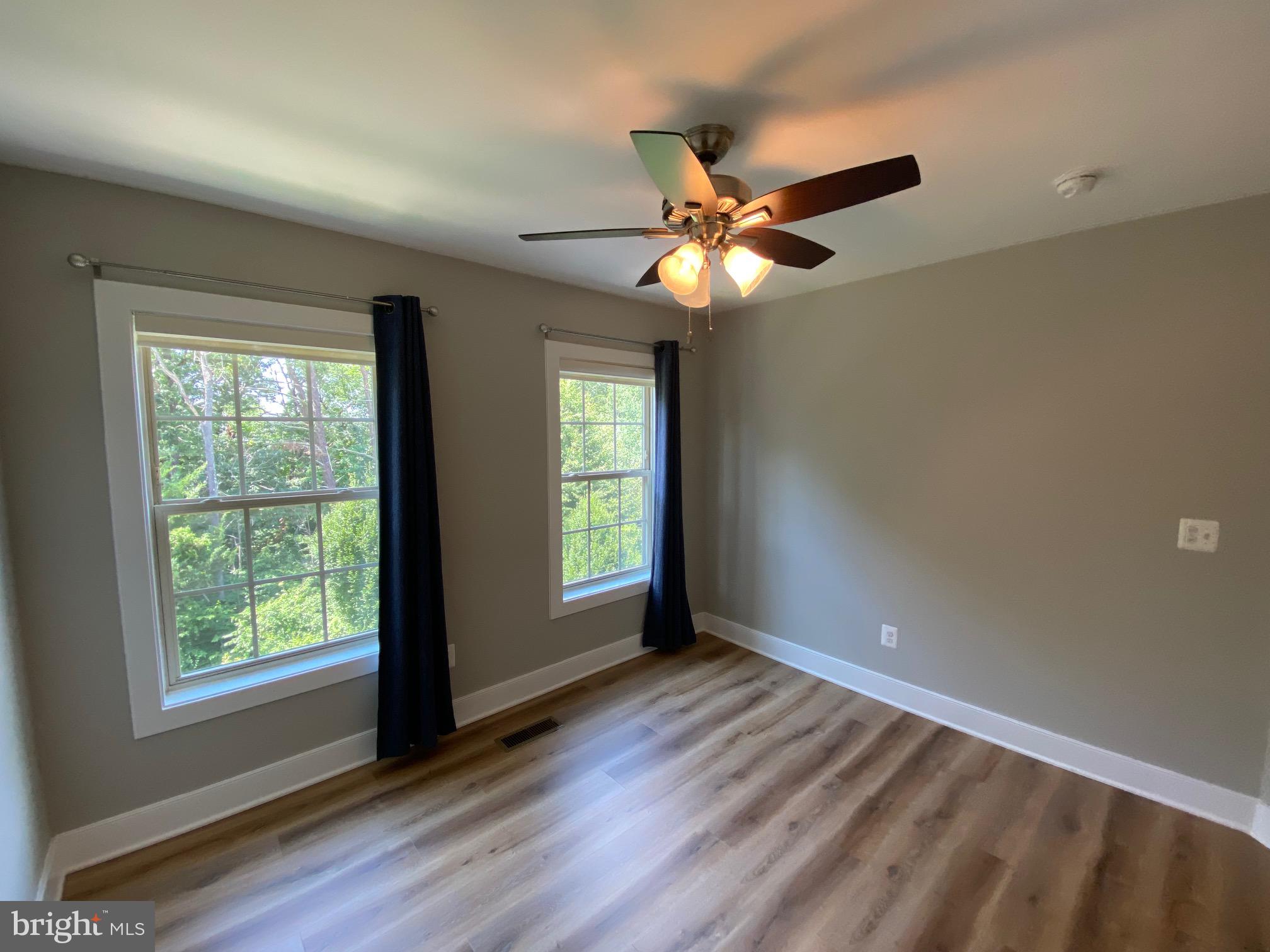 OVERLOOK - Residential Lease