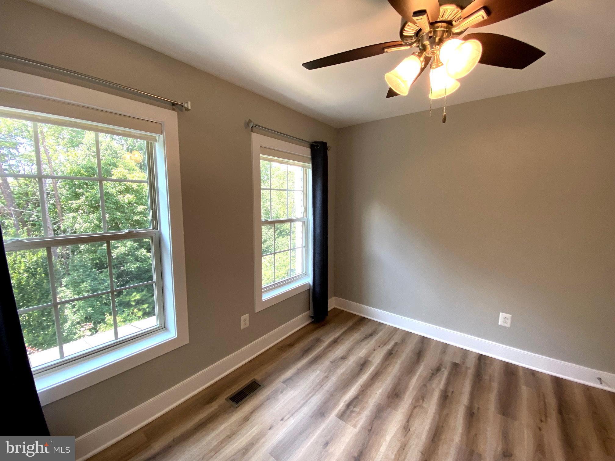 OVERLOOK - Residential Lease