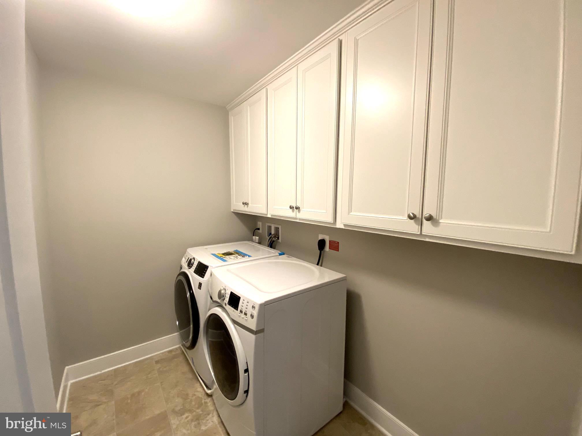 OVERLOOK - Residential Lease