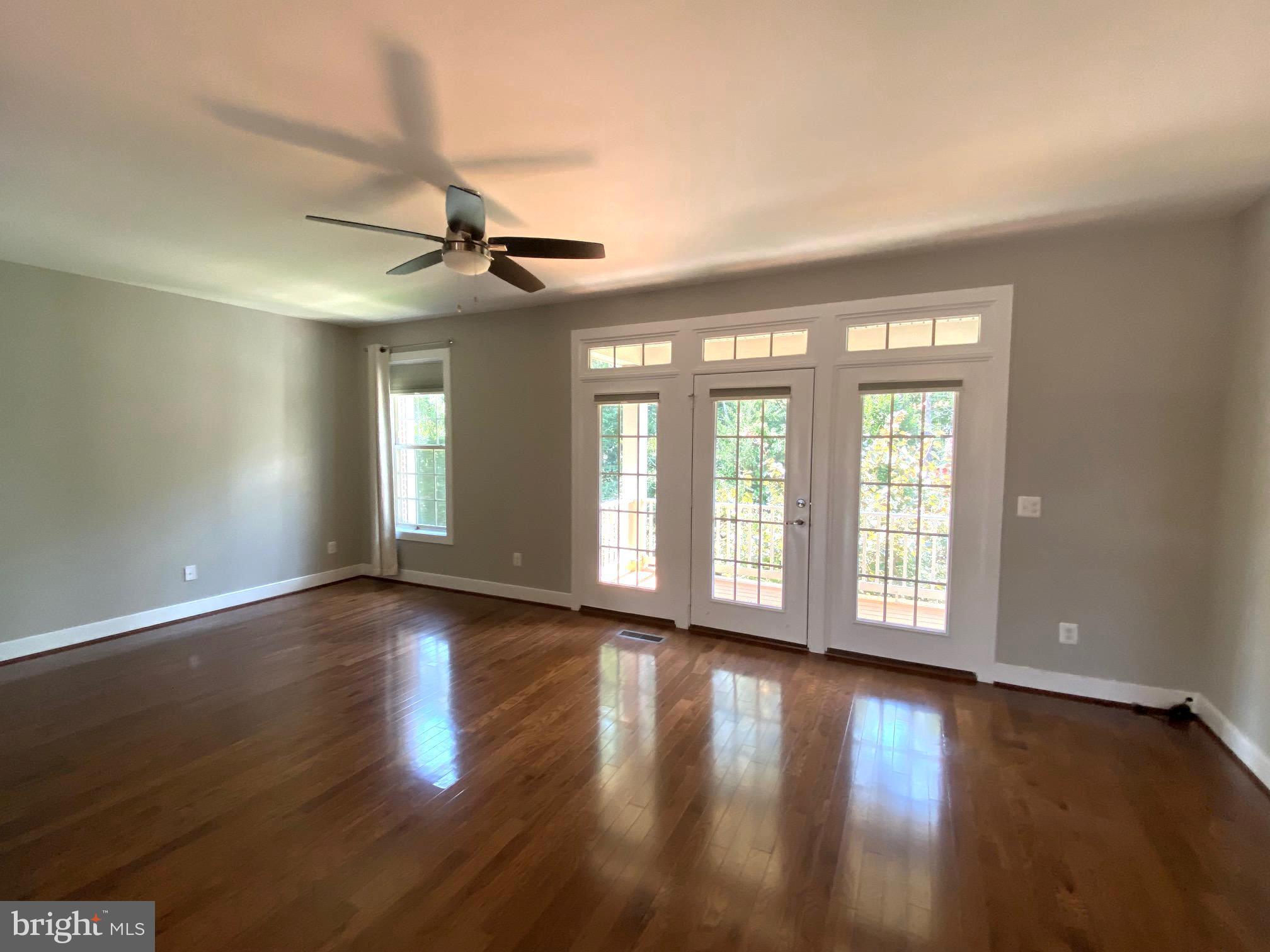 OVERLOOK - Residential Lease