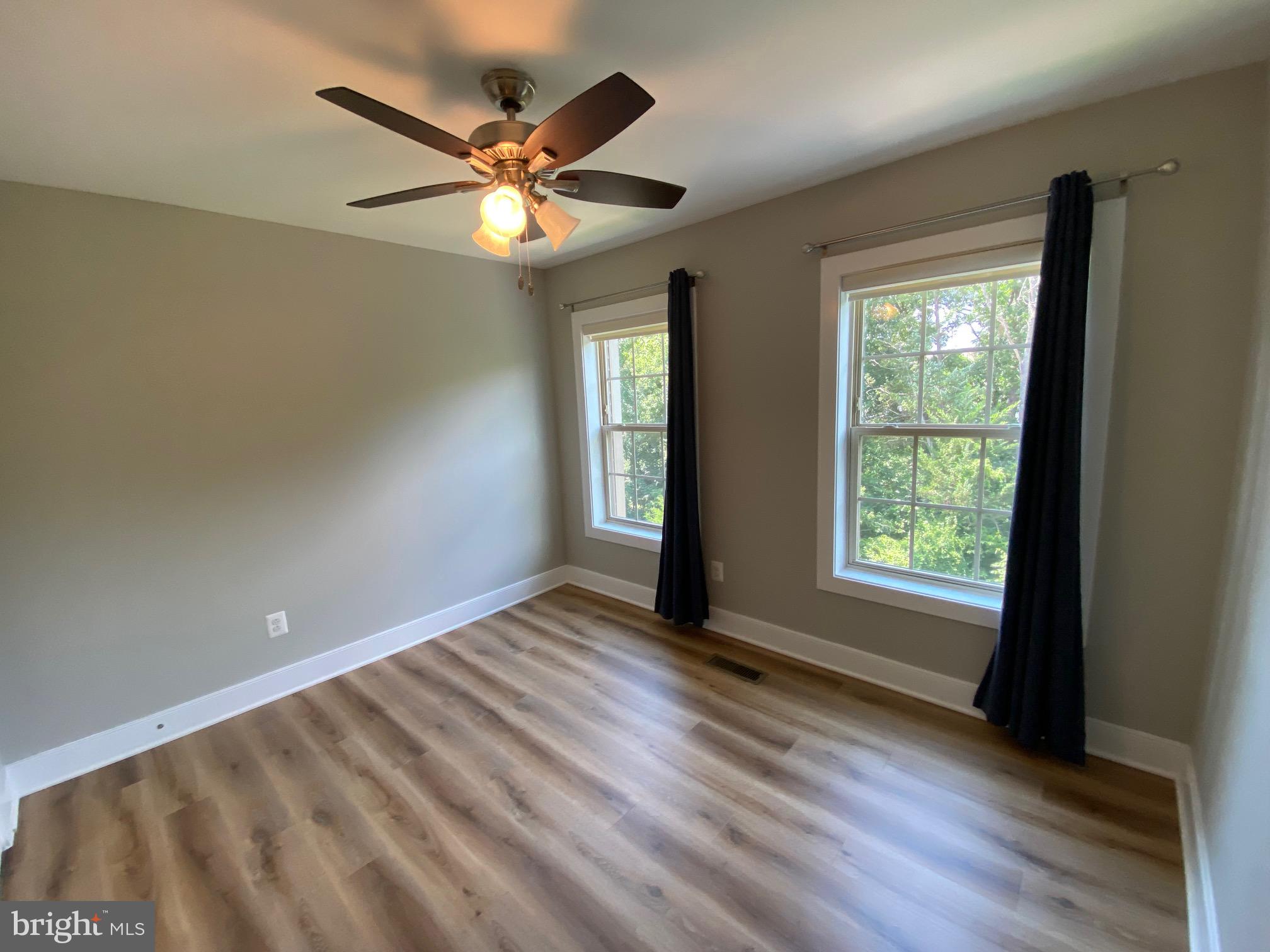 OVERLOOK - Residential Lease