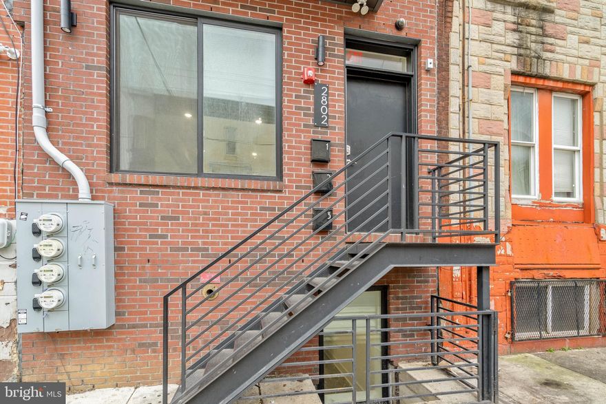 This stunning 2-bedroom, 1-bathroom apartment in the vibrant Brewerytown neighborhood is a must-see! Featuring a beautifully designed kitchen with elegant cabinets, granite countertops, a stylish subway tile backsplash, and stainless steel appliances, this space is both functional and modern. With its spacious and bright layout, it’s ready for you to move in and make it your own. Enjoy the convenience of walking to local hot spots, including popular restaurants and cafes. Don’t miss out—book your tour today, as this gem won’t last long!