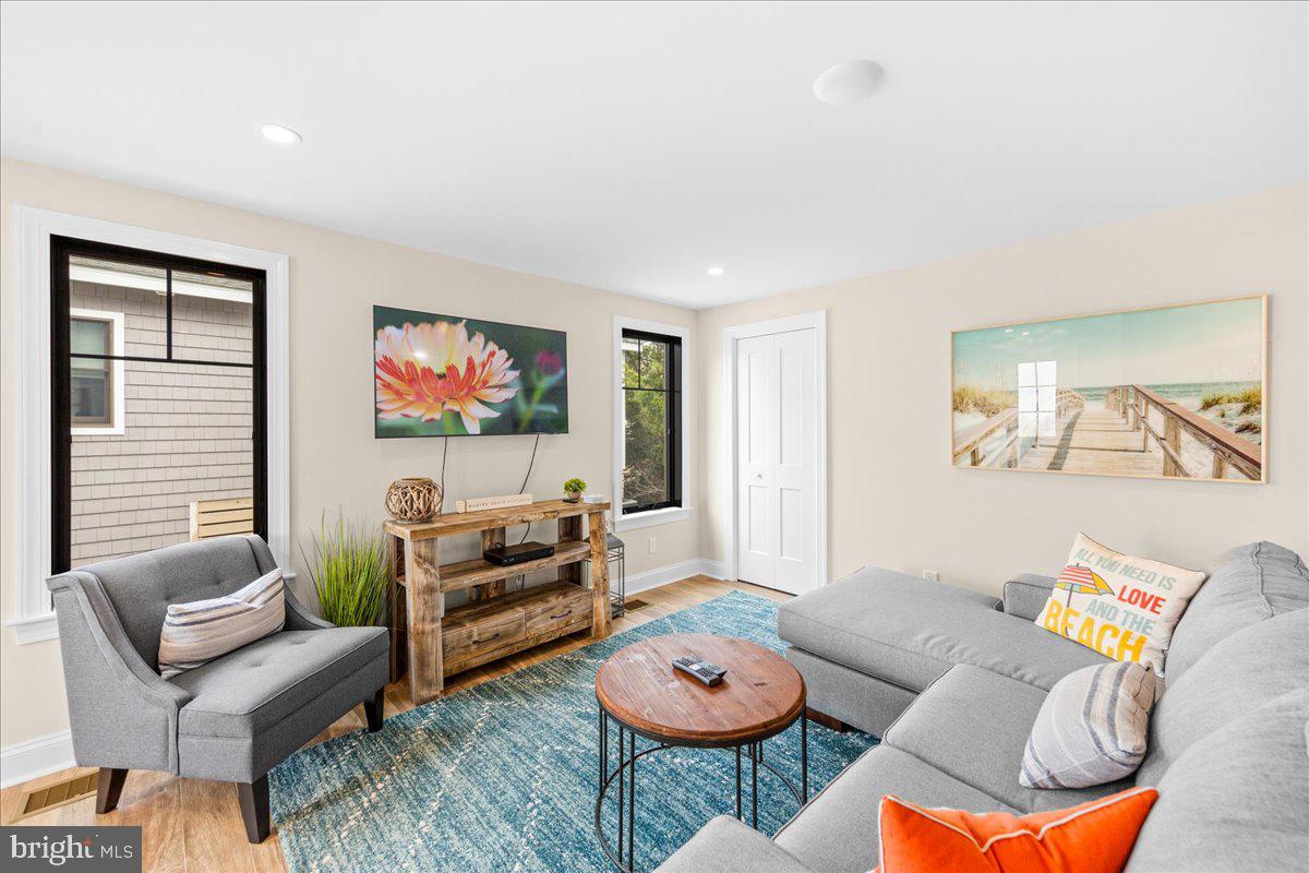 SANDPIPER VILLAGE - Residential