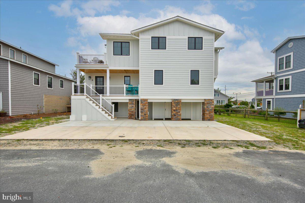 SANDPIPER VILLAGE - Residential