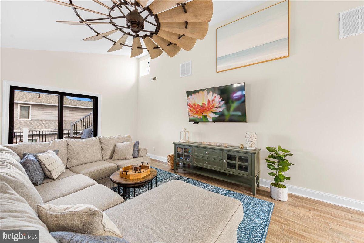 SANDPIPER VILLAGE - Residential