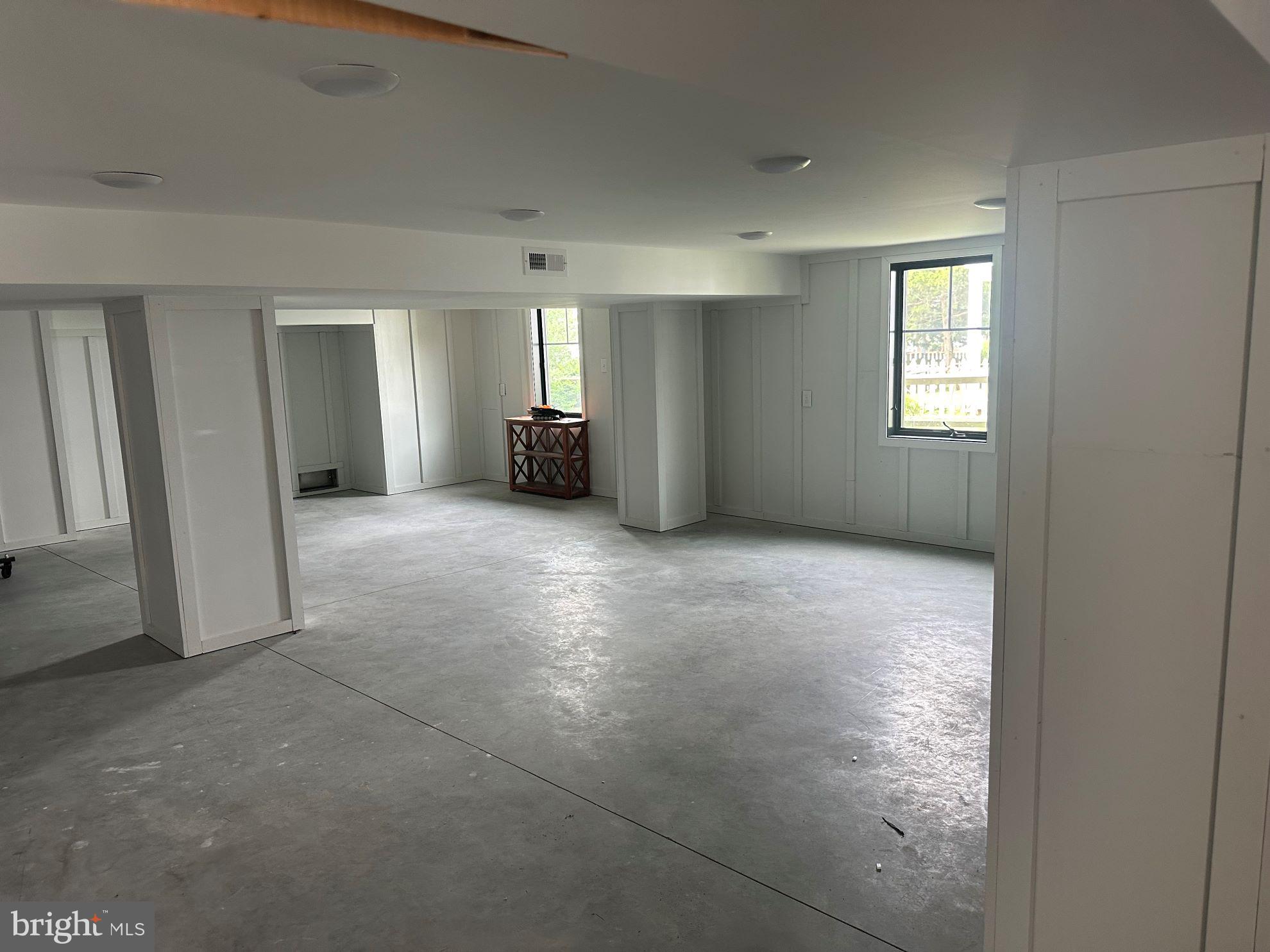 SANDPIPER VILLAGE - Residential